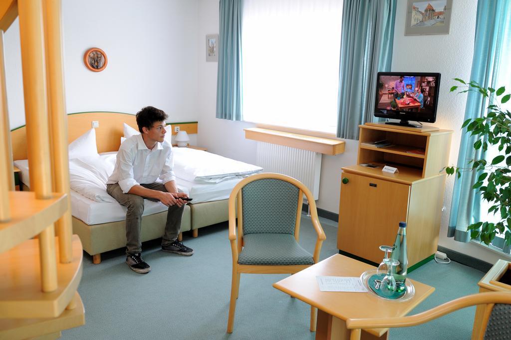 Hotel Stadt Naumburg Экстерьер фото